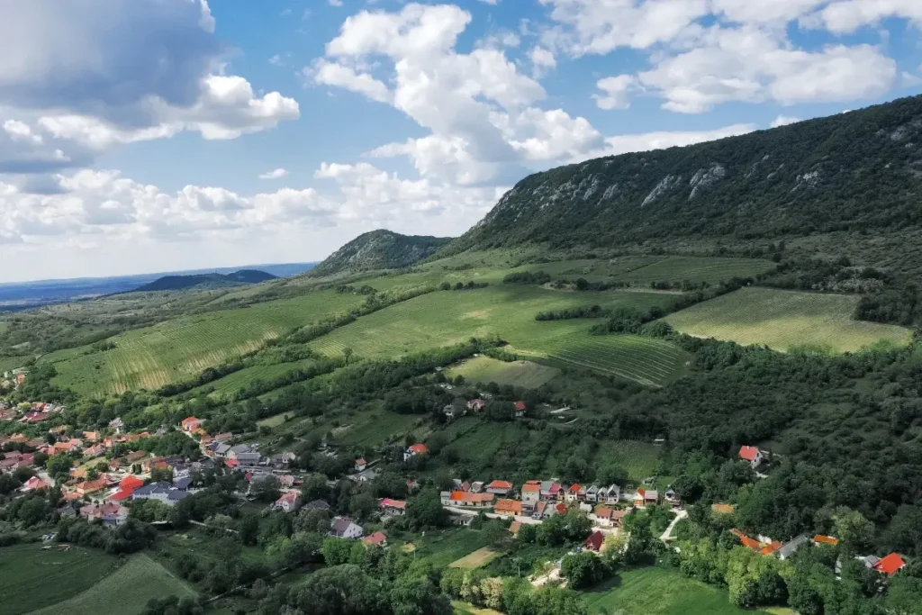 Blackwood Vendégház, Kesztölc