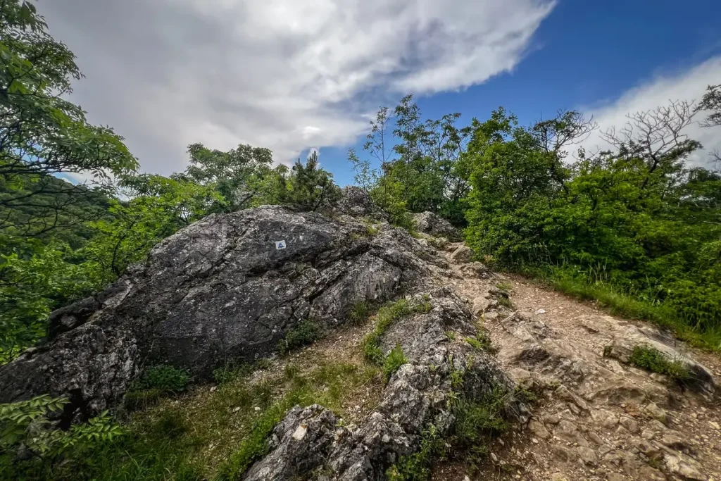 Dera-szurdok, Szurdok-gerinc